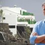 El Gobierno gasta 16.000 € en acondicionar las piscinas y el lago de La Mareta para las vacaciones de Sánchez (¿y allegados?) por contrato menor que le permite adjudicarlo ‘a dedo’