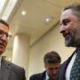 Proetarras, separatistas e izquierda radical empiezan a ponerse histéricos ante la posibilidad de PP y VOX sumen 210 escaños y cambien una ley electoral que les protege